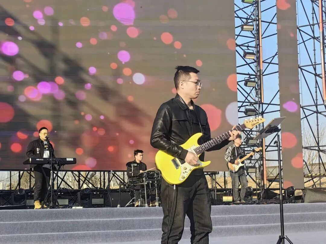 856b6f936c5749a6aeca6983adb0160f