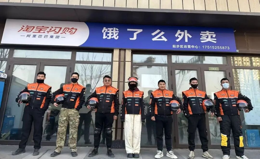 f4c60c2f60a348f99d280106b6d6043b