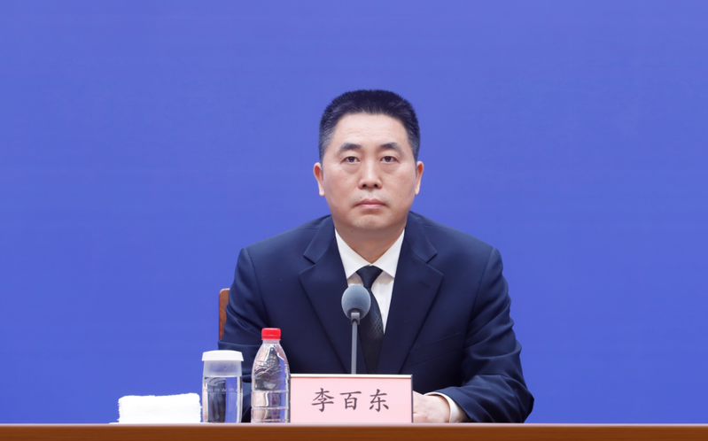 省科技厅二级巡视员 李百东