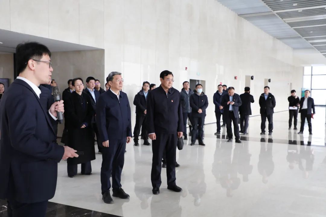 67省委组织部在起步区开展主题党日活动